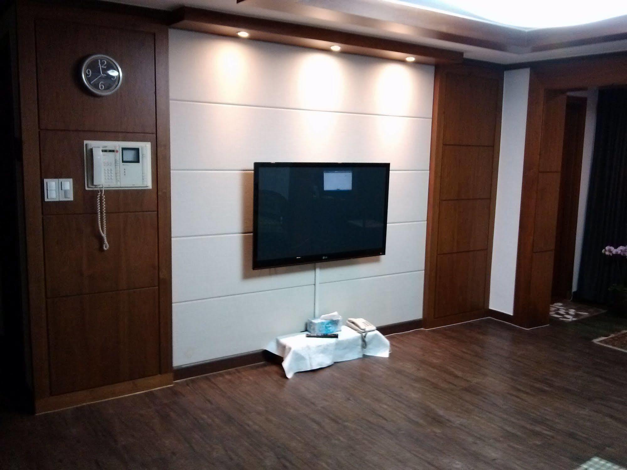 K Star Road Guesthouse - Hostel Seoul Exterior photo